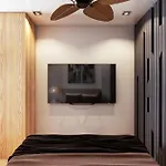 The Jacuzzi Loft